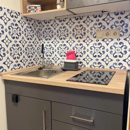 Stadtrandgefluester-ferienwohnung Fuer 2 Personen Krakow am See